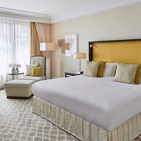 Отель Breidenbacher Hof, Grandhotel 2025 - 101 Besten 5*