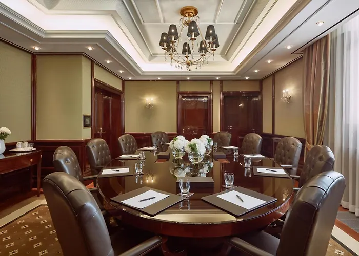 Breidenbacher Hof, Of The Year 2026 - 101 Besten Отель Дюссельдорф