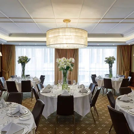 Breidenbacher Hof, Grandhotel 2025 - 101 Besten Hotell Düsseldorf