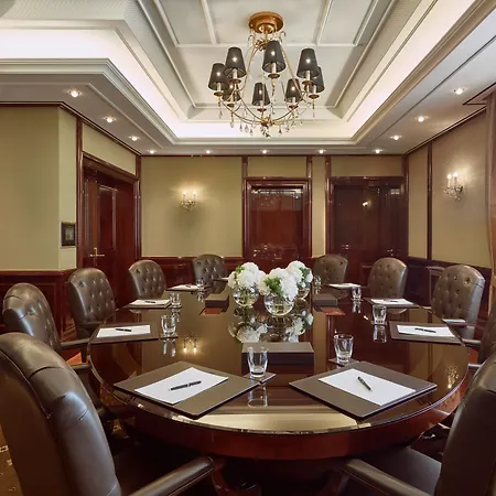 Breidenbacher Hof, Grandhotel 2025 - 101 Besten Hotell