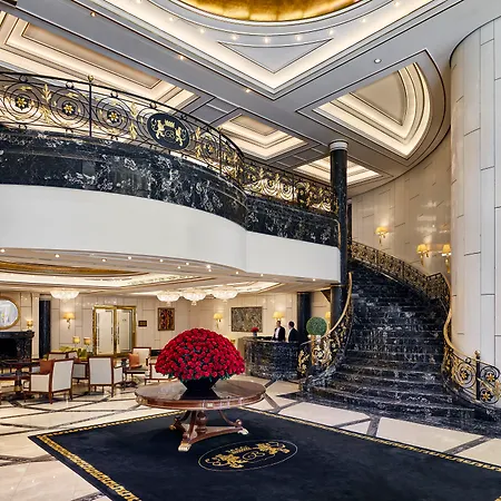 Hotell Breidenbacher Hof, Grandhotel 2025 - 101 Besten Düsseldorf