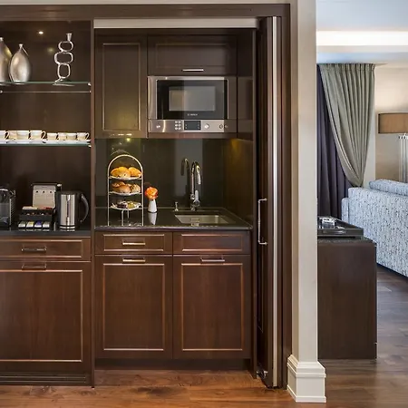 Breidenbacher Hof, Grandhotel 2025 - 101 Besten Hotell 5*